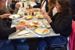 251122CeciliaVoormiddagMiddagmaal215