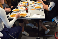 251122CeciliaVoormiddagMiddagmaal218